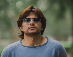 Shahrukh khan hairstyle